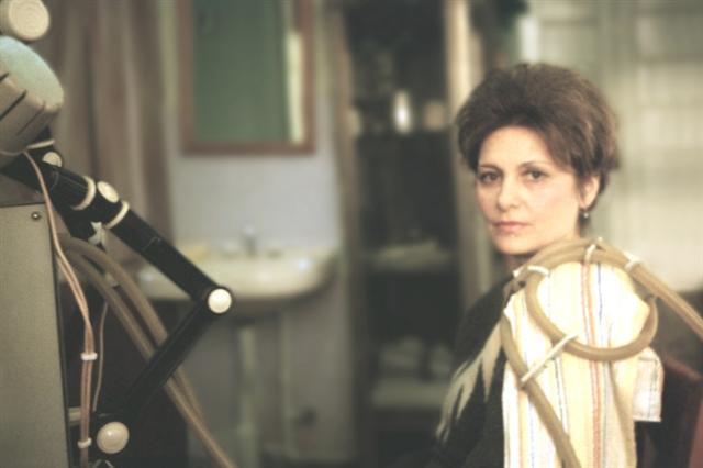 Индуктотермия на область плечевого сустава с применением кабеля-индуктора